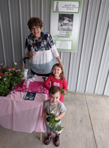 Debbie Wolfe grandmother with grandkids